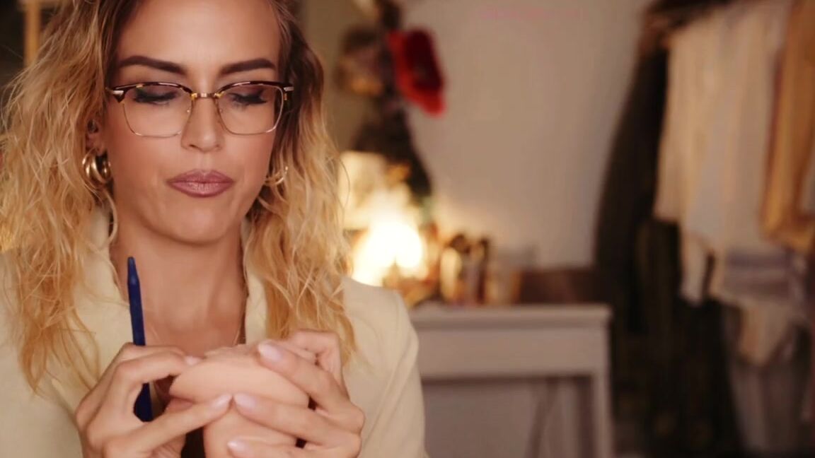 Gina Carla Nicknamed Ginacarla Onlyfans Premium Asmr Dr G Explains The Pussy Pussy Gets Fucked Too Check Your Message