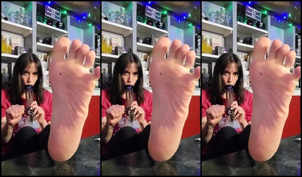 Crystal Paris Nicknamed One Lonely Foot 04 11 2025 Onlyfans Video Randoms From The Week F1Sv