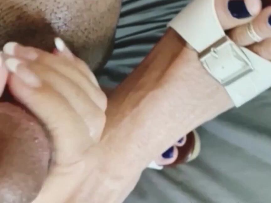 Kate Dangle Nicknamed Katedangle 11 04 2023 Onlyfans Video Stroking Him While Wearing Six Inch Mules These Heels Ended Up So Dirty