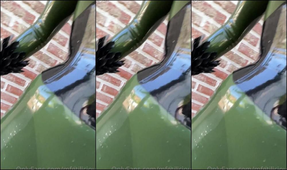 Mfetilicious Olive Green Latex But A Bit Different This Time