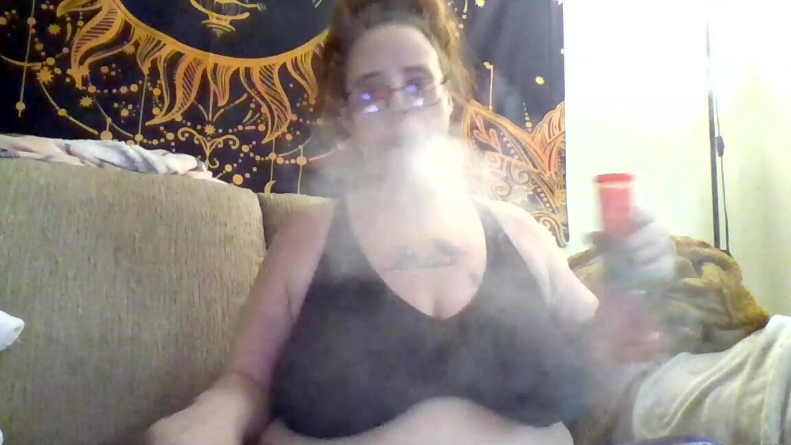 Xempresswillows Now Your Just Somebody I Know Bong Rips N Vibes Kissessss