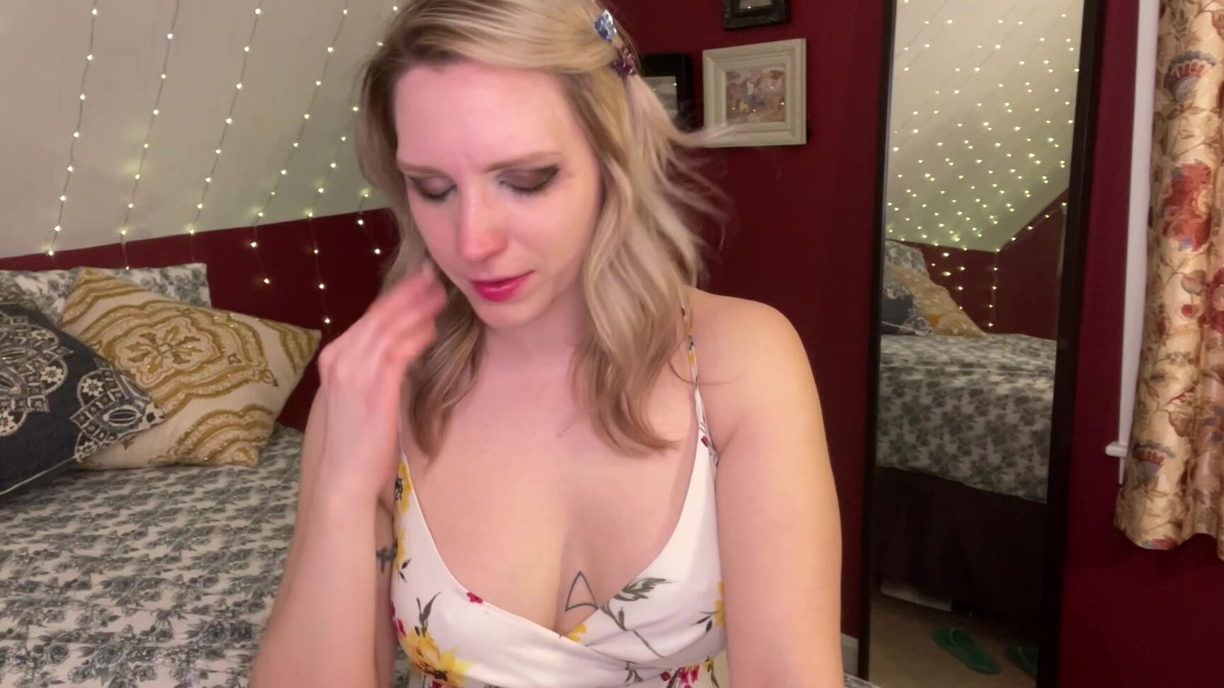 "SneezeGoddess" blonde, mucophilia, noseblowing, sfw, sneezegoddess, sneezing Spring Allergies Nose Blowing manyvids