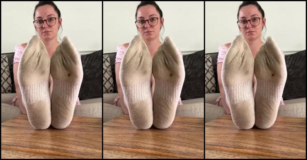 Mimisfeet1 Aka U81134601 Onlyfans Custom Video I Just Did For The Sock Sniffing Pervert How Had These Socks From Me