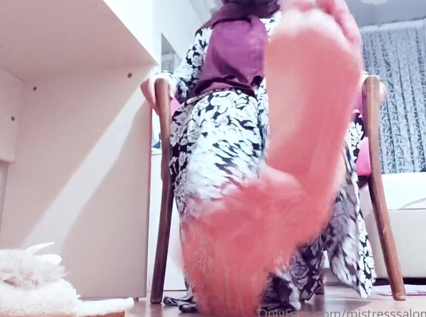 Queen Salome Onlyfans Pofuduk Yumuack Tavan Kulakl Terliklerimp