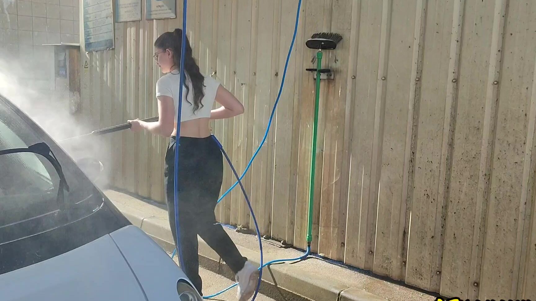 Shanaxnow How Not To Wash A Car O Sfw