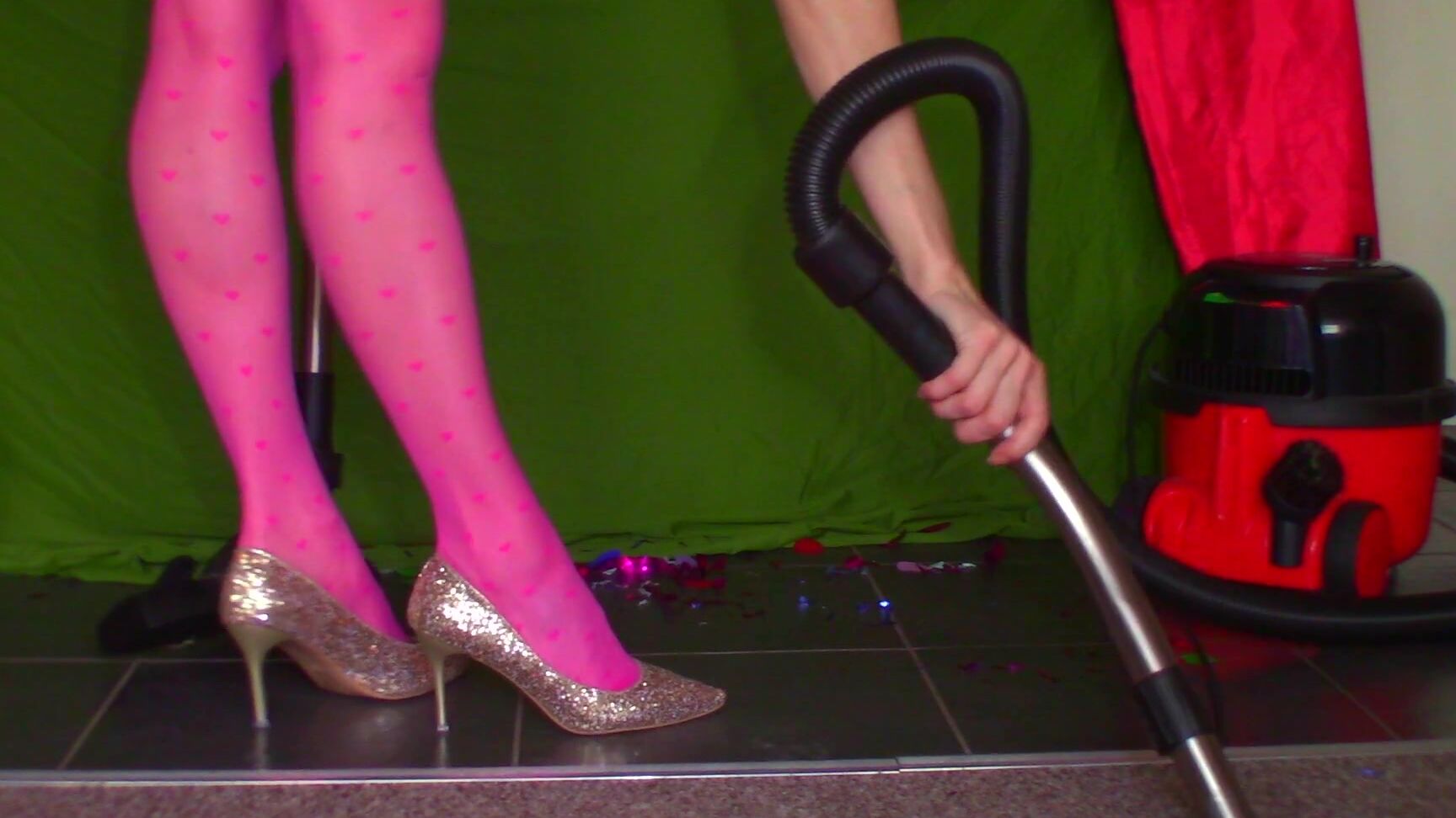 "Goddess Vanessa" high heels, balloons, balloons b2p, housecleaning, vacuuming After PARTY Balloon amp Confetti Vacuuming manyvids