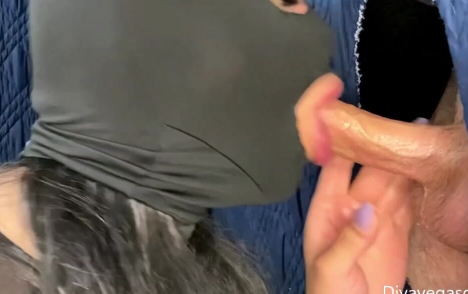 Divavegasgh Collecting Cum From Long Cock