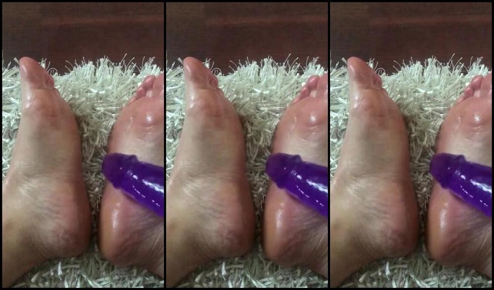 Caroline Aka Feetsiecakes Onlyfans For My Slap Lovers