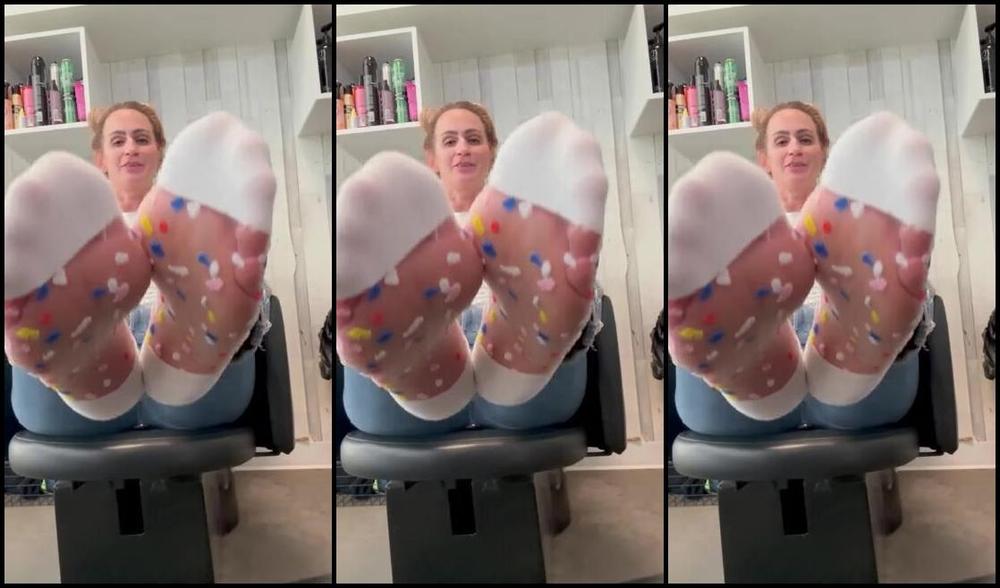 Thefantasychest Onlyfans The Party Time Footjob I Know A Lot Of You Dream Of My Bare Soles Wrapped Around Your Rock Hardp