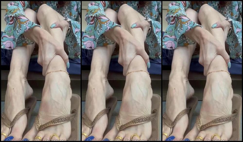 Bornroyal Feet Onlyfans My Veins Are Popping My Arches High And My Toes Are Long And Tasty Do You Want To See How My Tongu