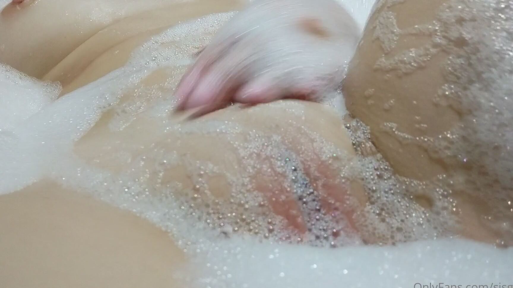 sisgreen-07-06-2020-403998798-thank-you-mac