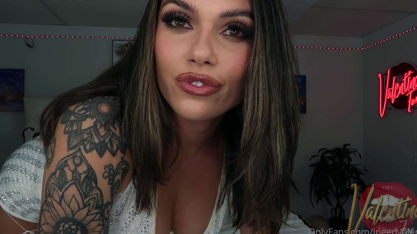 Ineedvalentina Happy Birthday Month To Me Here S A Special Treat For My Subscribers