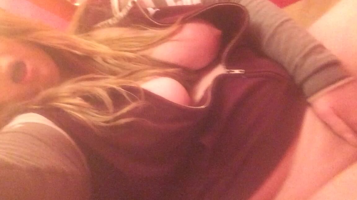 Fingering, Masturbation, Public Nudity aria anderson i love dressing rooms ManyVids