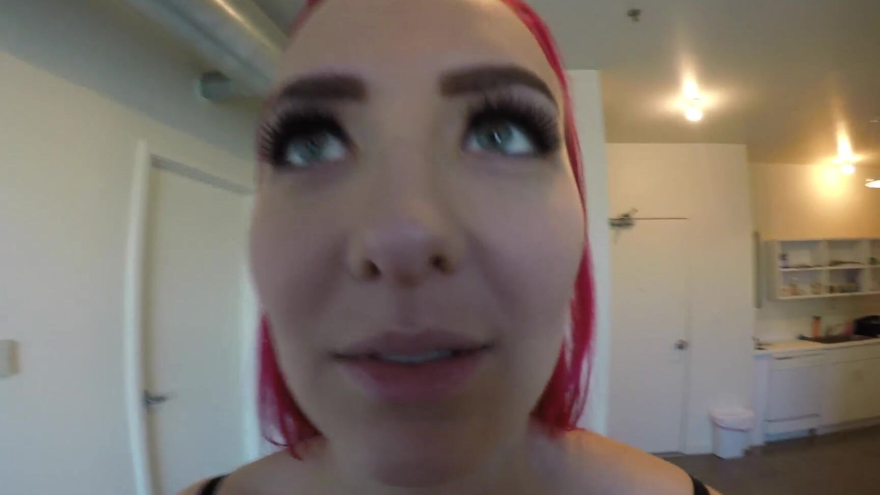 18 & 19 Yrs Old,Facials,Money Shots,POV Sex,Sisters thelonebanger sisters find a way to pay their rent ManyVids