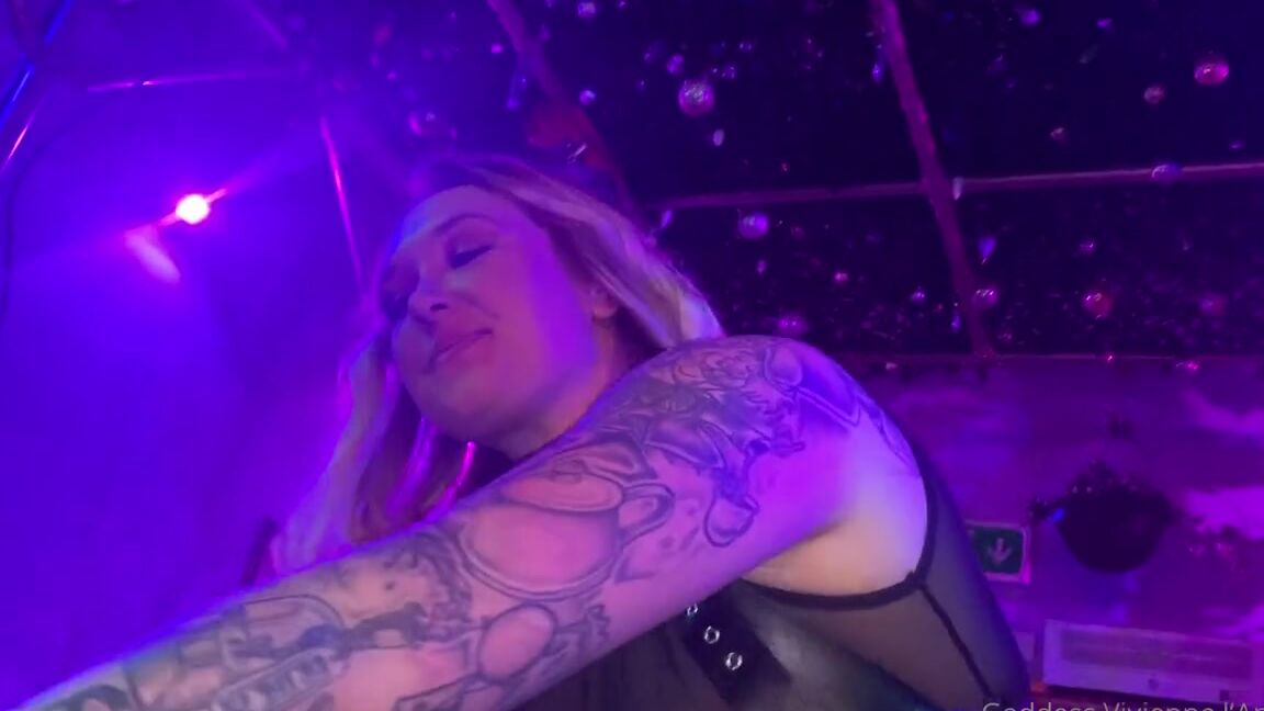 Vivienne L Amour Aka Vlproductionsuk Onlyfans I Miss Charlottecox She S So Naughty And Fabulous I Love Teasing Boys With Her And Punishing The