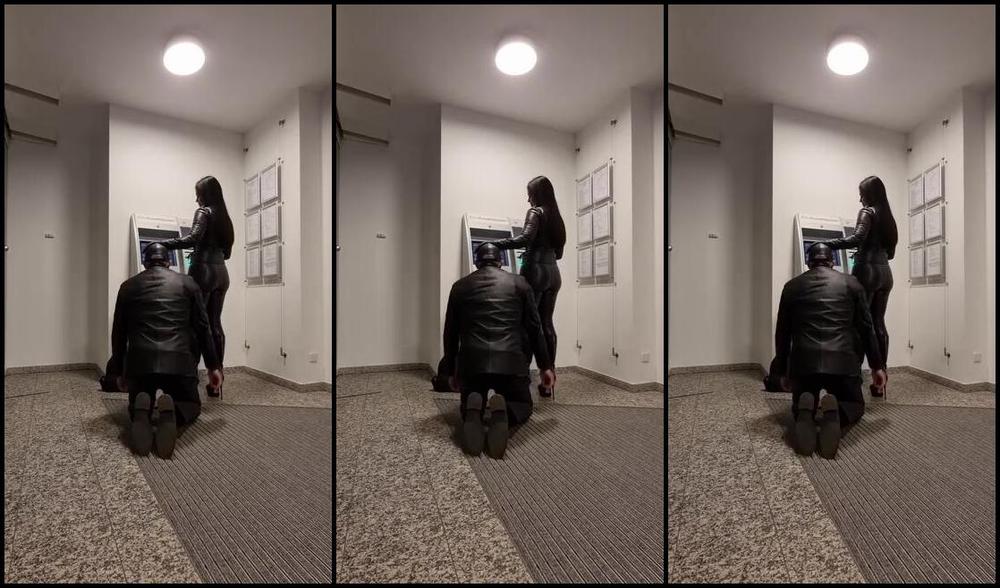 Herrinlady Onlyfans Ich War Mit Meinem Sklave An Der Bank Und Hab Ihm 1800 Euro Abgenommenp