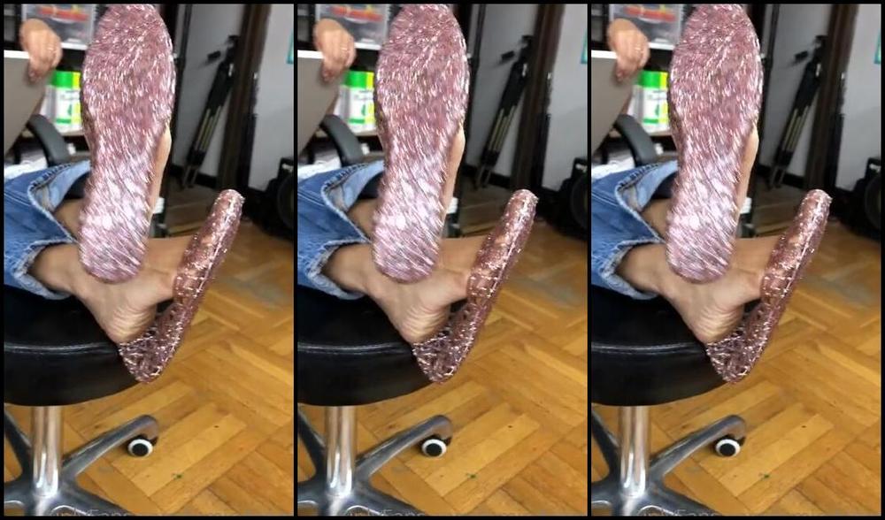 Jamiedaniels Onlyfans Ahhh So Tire Blew Out On The Parkway And Waiting 4 Hrs For A Tow Truck To Never Show Up And Hadp