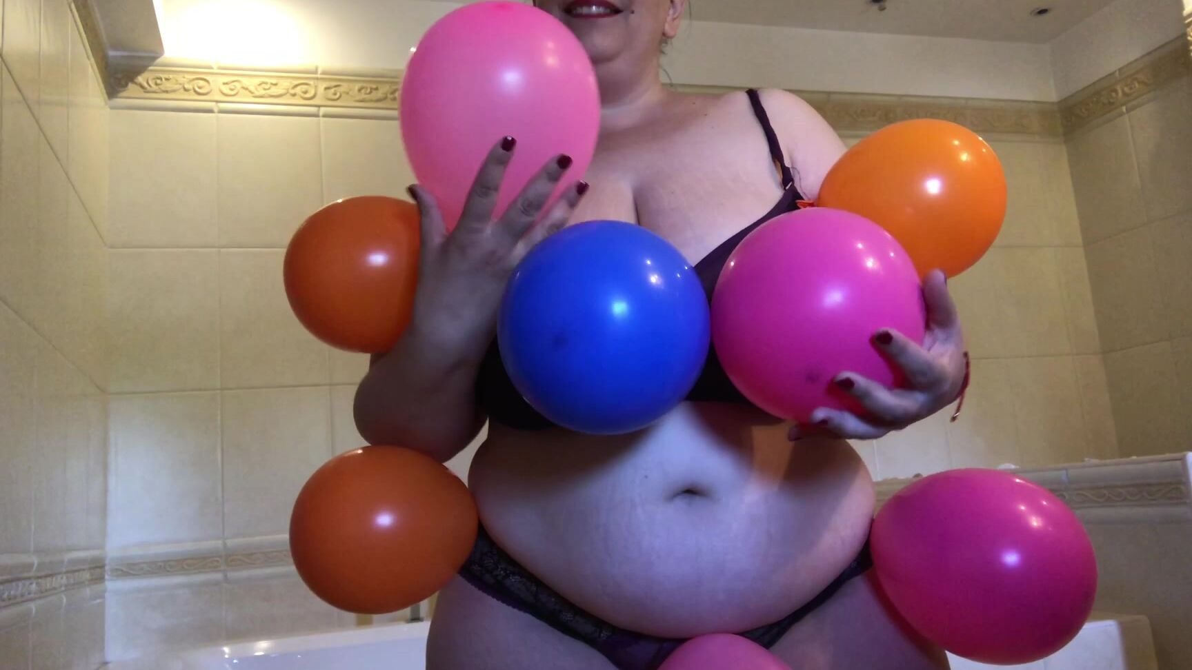 Sweetheartmiabbw Popping Balloons