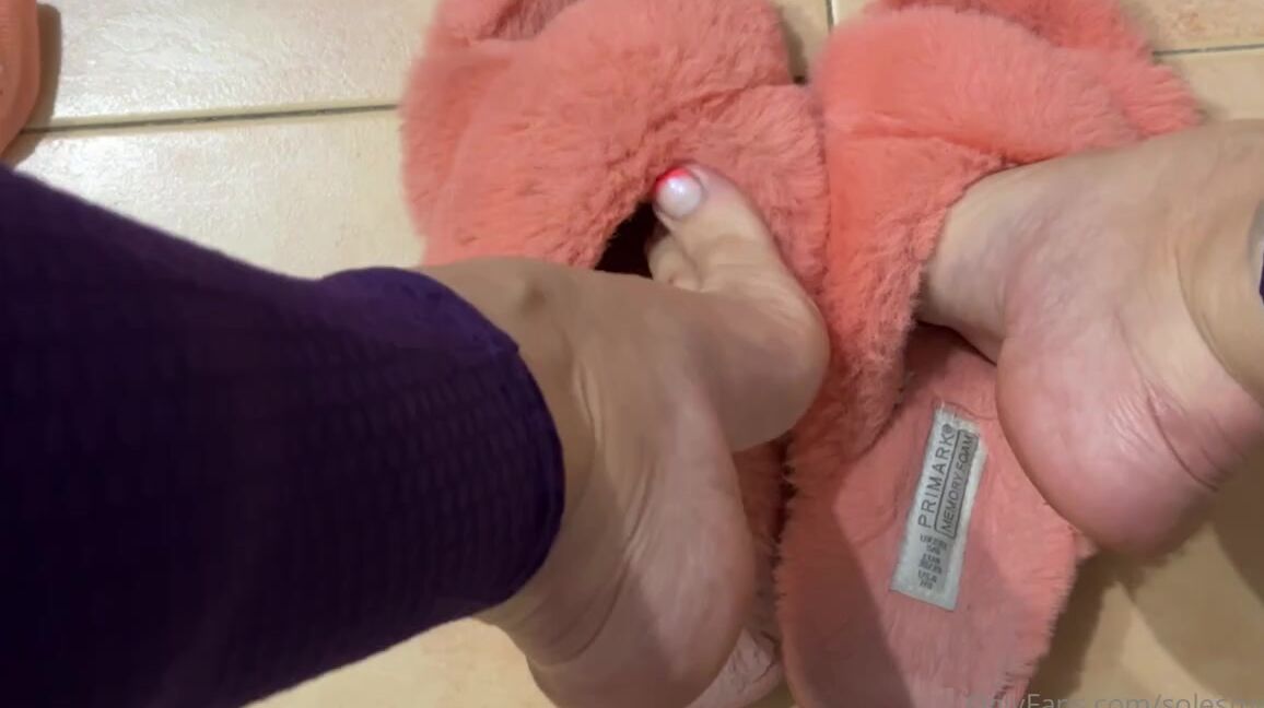 Solesmad Fetish Queen Aka Solesmadvip Onlyfans Babes Today Finish With My Dentist And Now Waiting X My Invisaling Pedi Reveal Do You Like