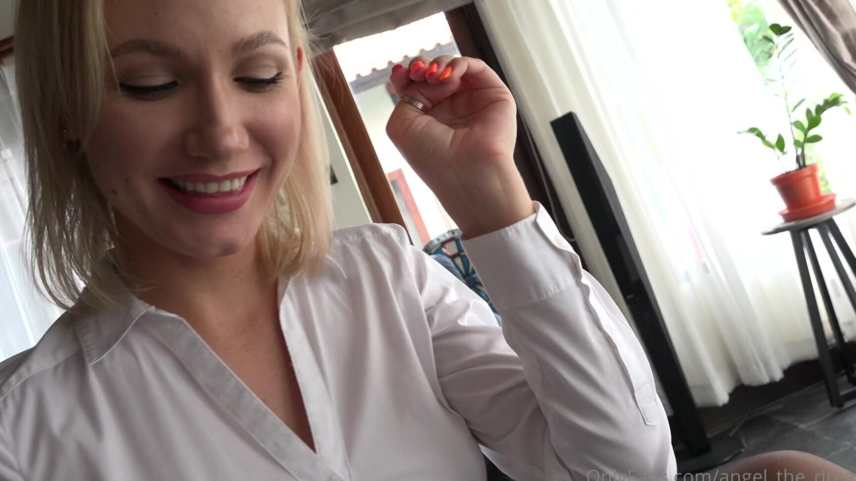 angel-the-dreamgirl-03-11-2020-1189017106-