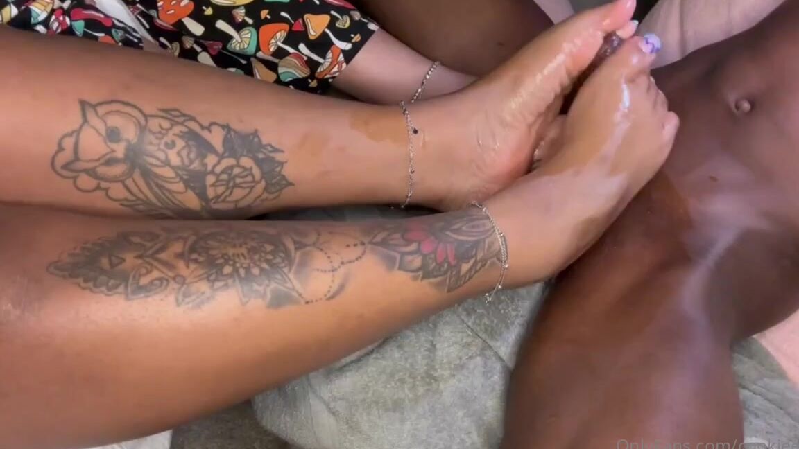Cookieebabi Onlyfans Its Fj Friday We Shared This Footboys Nut