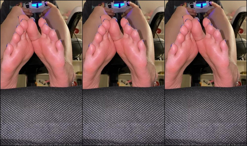 Lindabooxo You Can Stay Down There Just Don T Bother Me While I M Playing Apex Legends Ranked