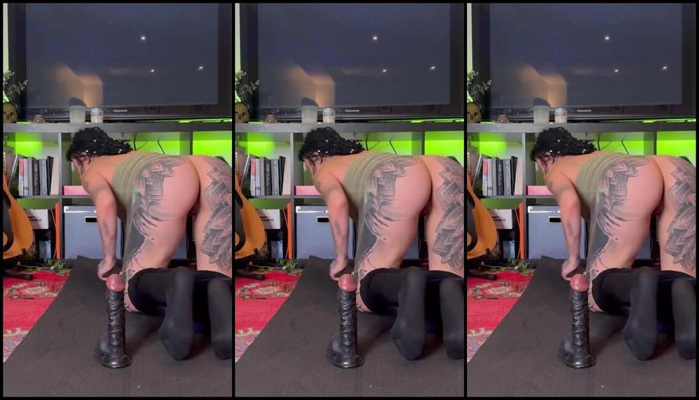 Freakyfjondaxxx Onlyfans I Just Woke Up In The Middle Of The Night Last Night And Was So Horny For My Bbc Omgggg Please Cu 3