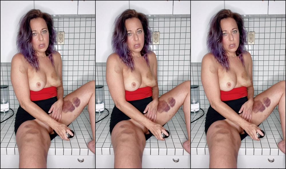 pinkhyacinth-01-09-2020-810661646-this-is-def-my-favorite-solo-vid-bruised-from-playtime-the-day-before-and-getting-so-wet