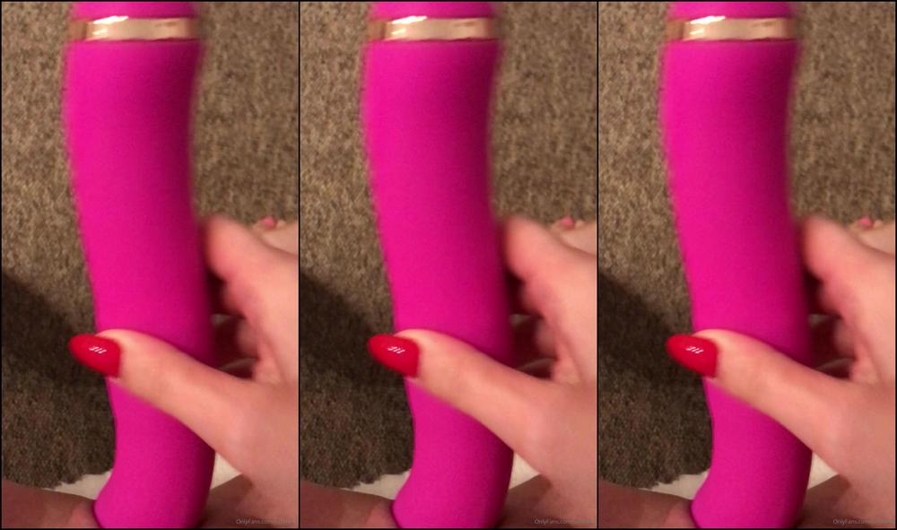 Sarabella Clit Tease Vibrator Hear Me Moan Trying To Squirt