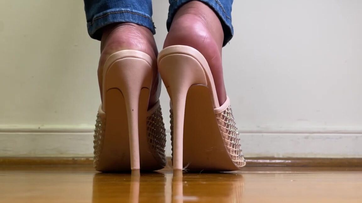 High Heels, Feet, Foot Fetish, Ebony Foot Fetish, Tease & Denial, SFW high heels feet teasing ManyVids