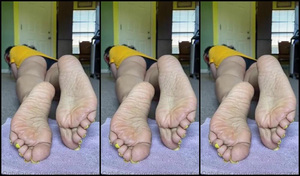 Deedeericanfeet Onlyfans As Requested Soft Wrinkly Soles And Then U Made A Mess