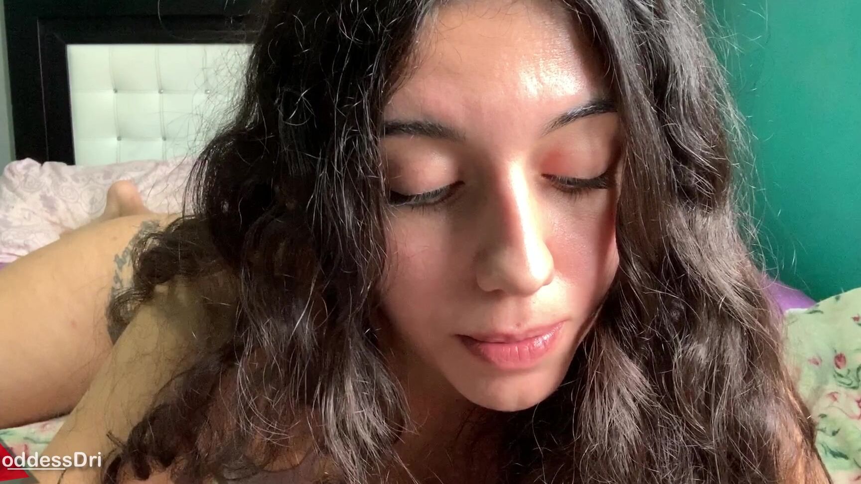 "GoddessDri" eating, face fetish, femdom pov, goddess worship, sensual domination Watch Me Eat manyvids