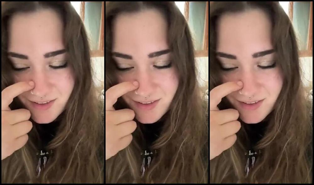 Yourdiamondvip Onlyfans Pov Sono Appena Tornata Da Lavoro E Prima Di Togliermi I Tacchi E Rilassarmi Decido Di Piegare Gli