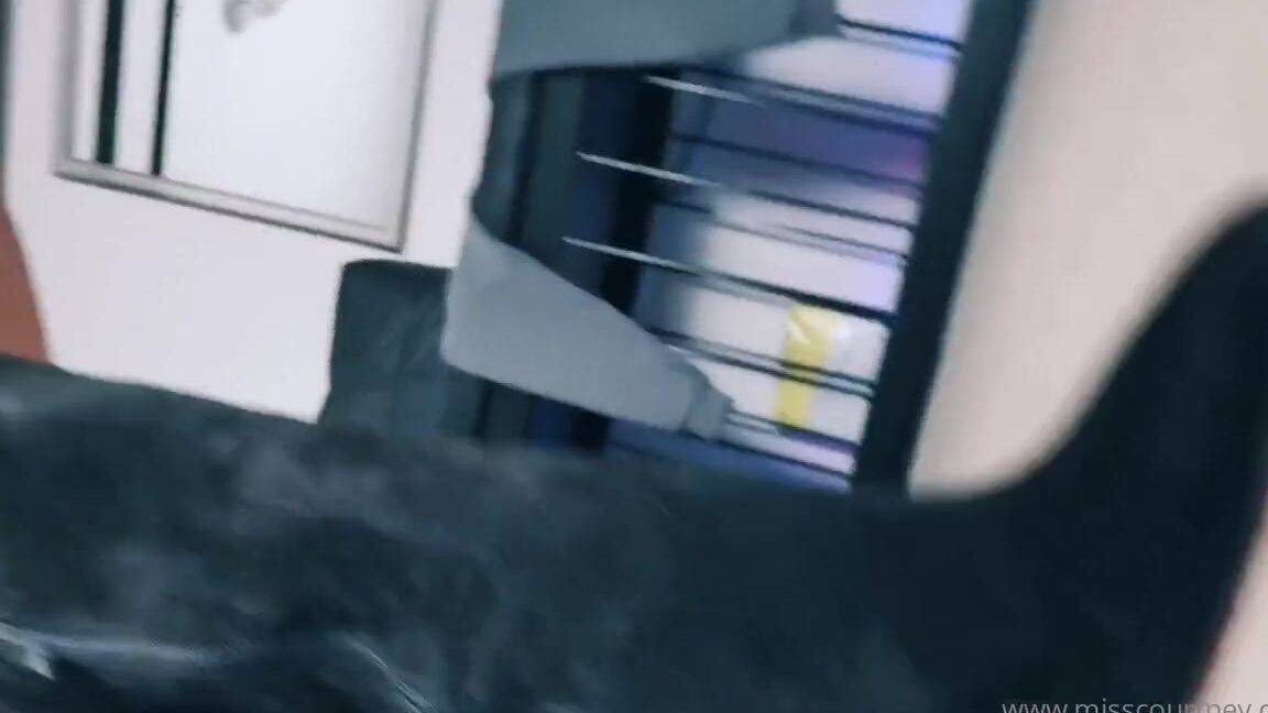 Misscourtneym Onlyfans Cuck Its Your Time For Your Weekly Proteinp