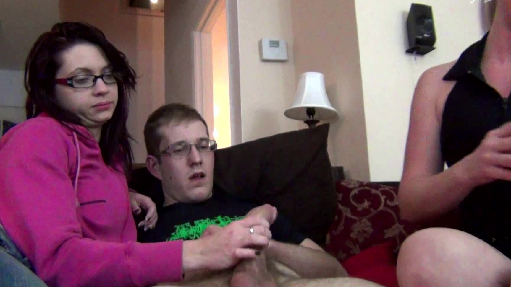 Jerky Girls Slow Suffering Handjob Clips4Sale