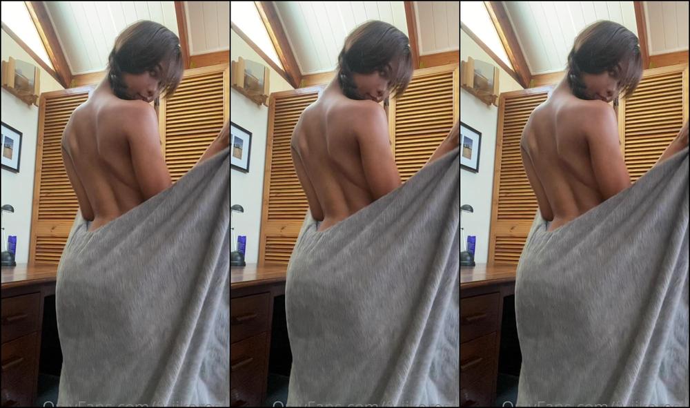 Naughtyfuji 2089217927 04 21 2021 Love Being Naughty Daddy S Work Place Waiting To Get Fuck