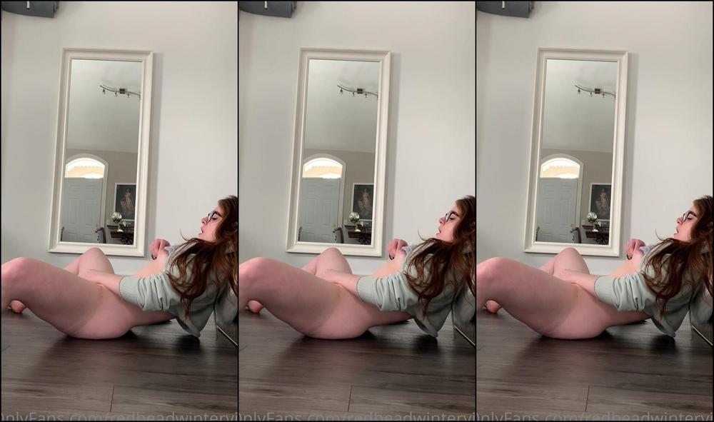 Redheadwinter Who Knew That My Pussy Could Also Act As A Fountain Watch Until The End To See My S