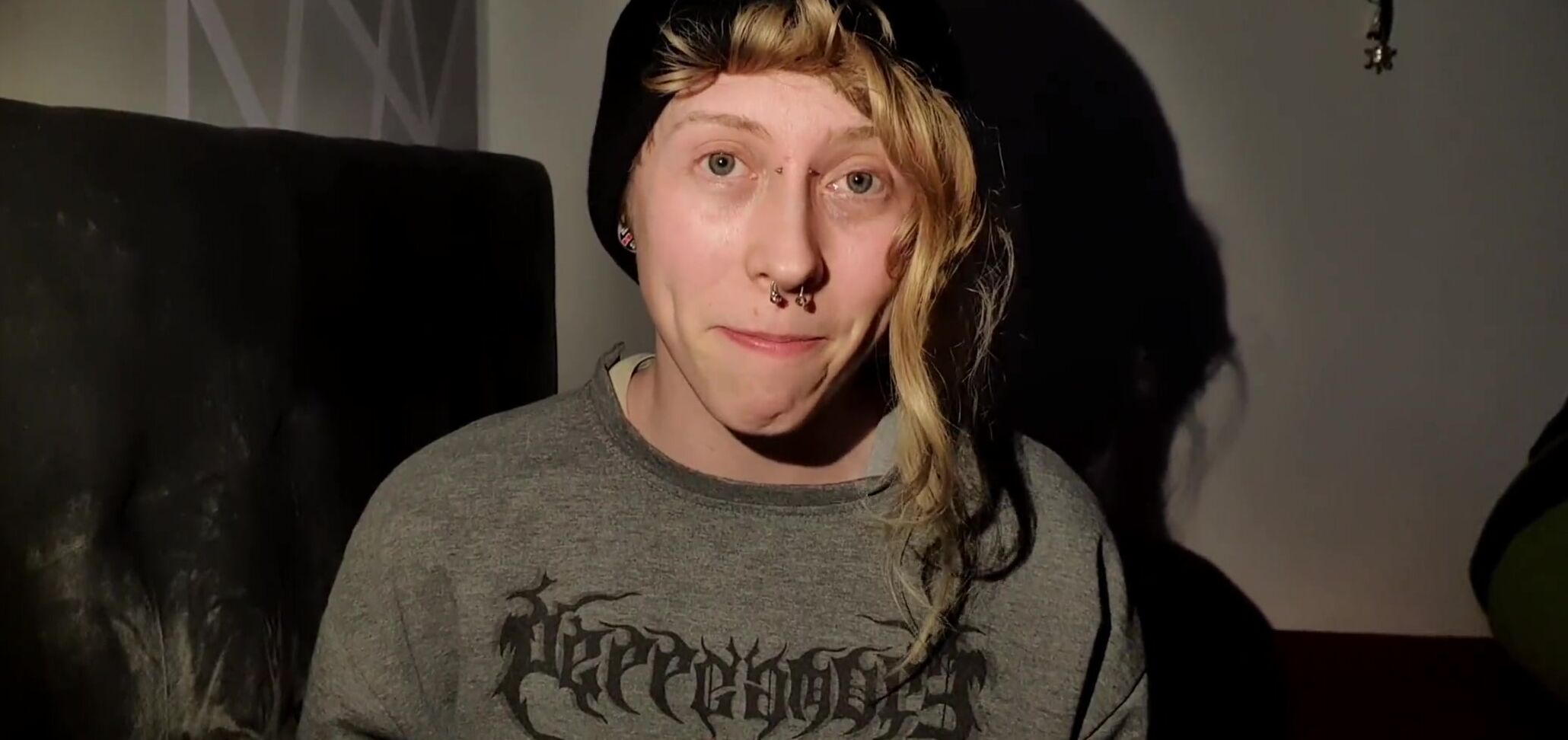 "Lucifairy" Loserporn, Loserporno, Herrin, Femdom, Auslachen, Beleidigen, Suggest Lucifairy Ich zeige dir Loser einen richtigen Schwanz Pornhub