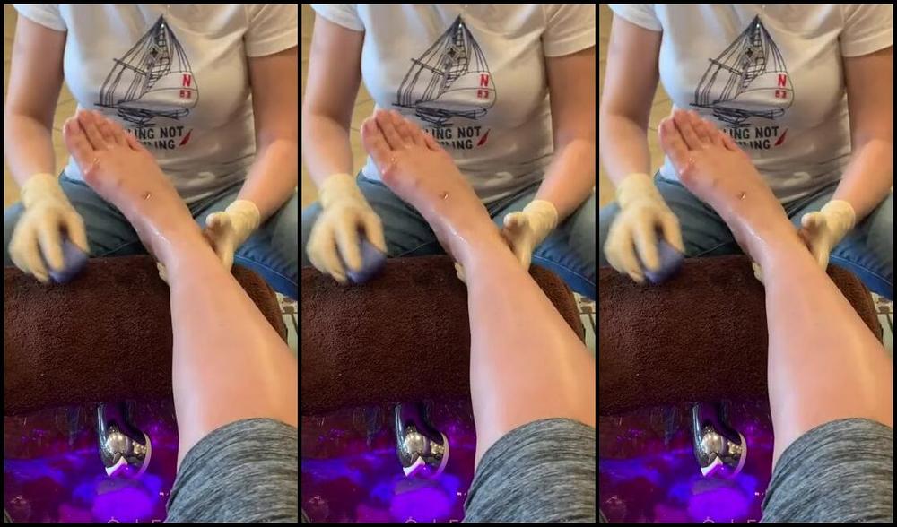 Natasha Aka Vibez3 Onlyfans My Favorite Part Of Getting New Pedicures But It Should Be You On The Other End Pampering
