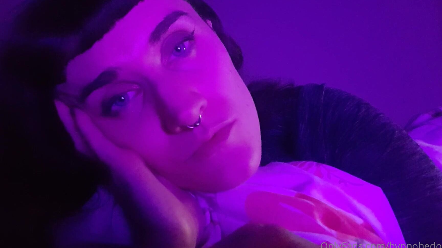 Hypnohedonista We Re All Cuddled Up Soft And Warm Does My Voice Make You Sleepy You Look Adorable With