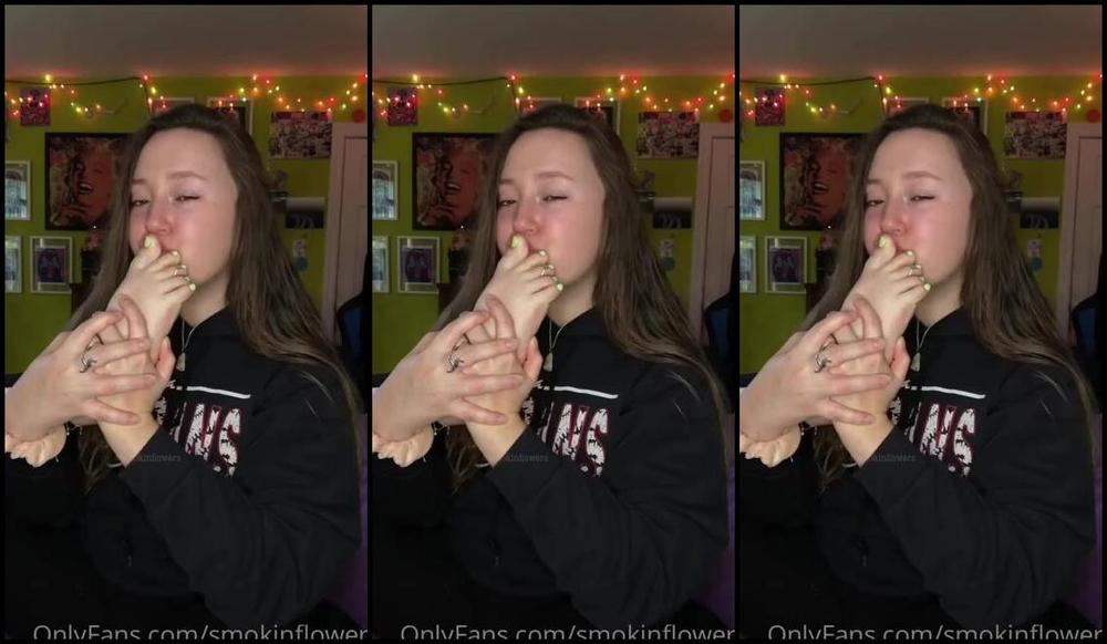 Goddess Flower Nicknamed Smokinflowers Foot Fetish 05 28 2023 Onlyfans Video Because Sundays Are For Worship 9U