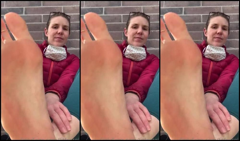 Nina Aka Fityoginina Onlyfans Public Feet Tease I Muted It Because The Audio Was Just Kind Of Chaotic But Watch For My Face Path