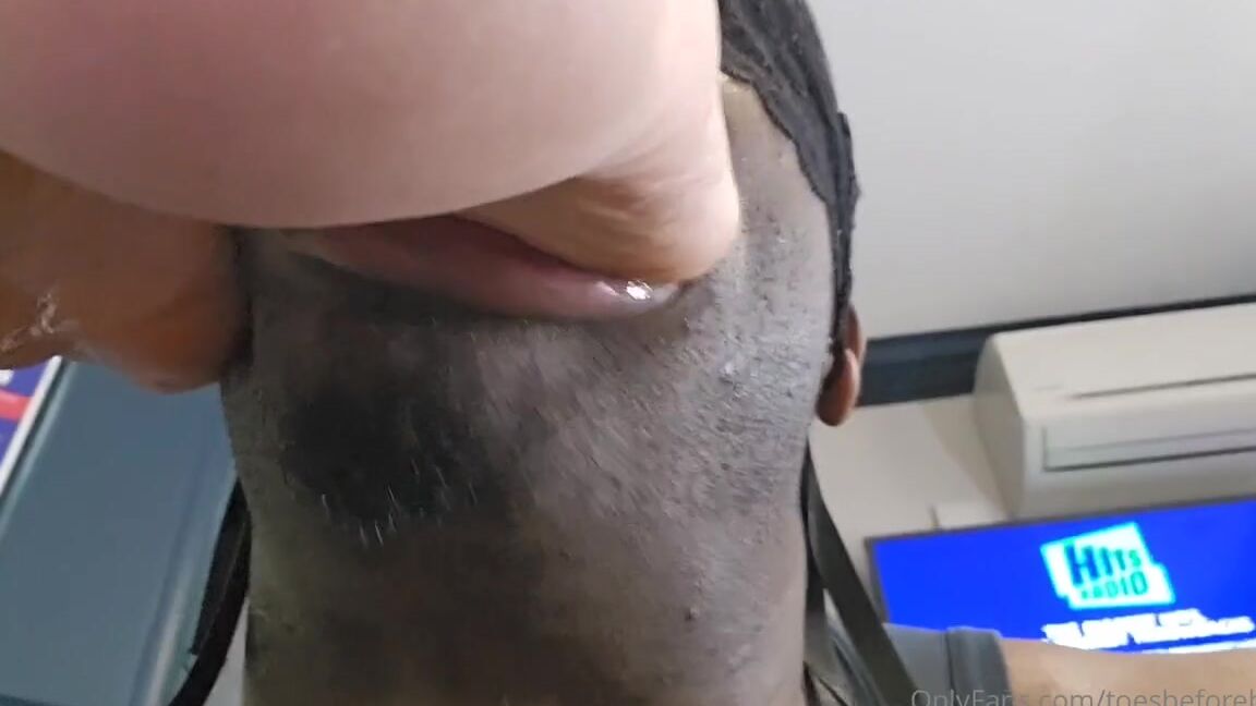 Toesbeforebros Onlyfans More Sloppy Foot Worship Up Close With Solesmadvip