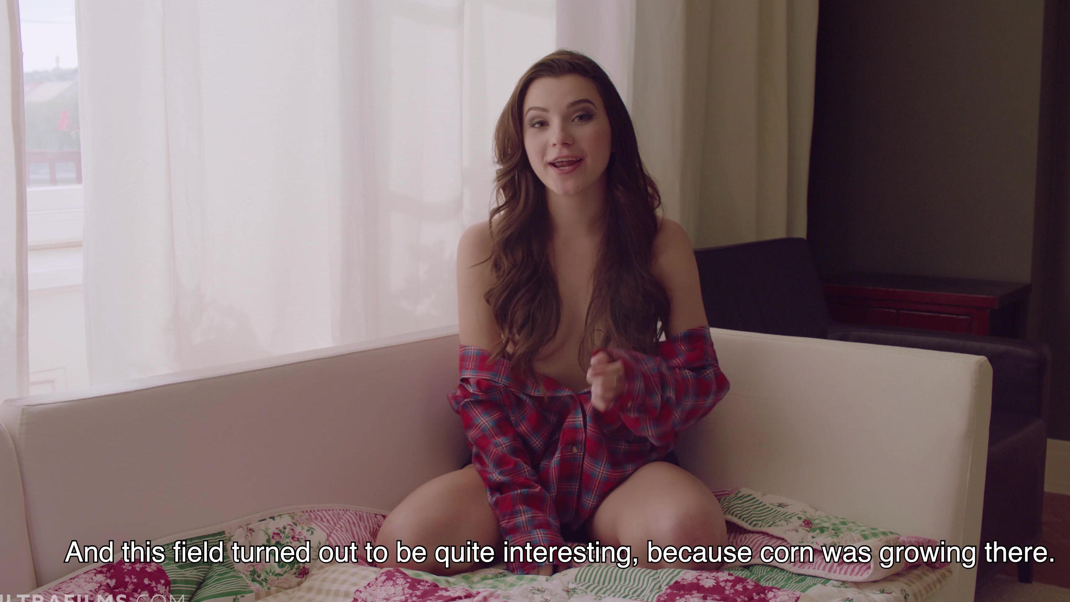 Shaved Pussy, Brunette, Interview, Solo Hayli Sanders SiteRip