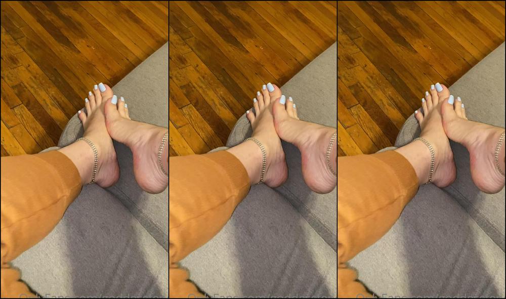 Goddessfendi 1146667751 10 27 2020 New Pedi Reveal Drop A Tip If You Like My Sky Blue French