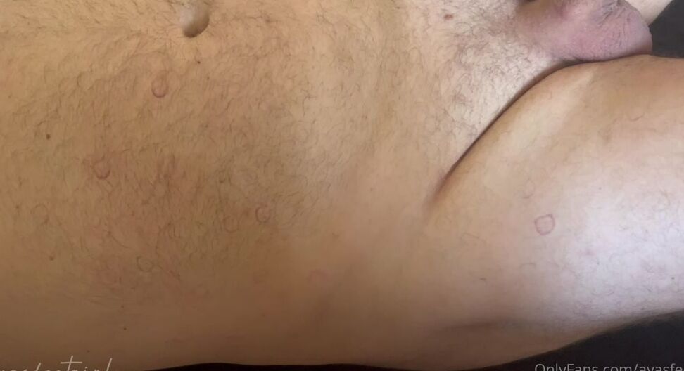 Ayasfeetgirl Video Of The Day Domination J Crase Sa Bite Avec Mes Talons Et Lu