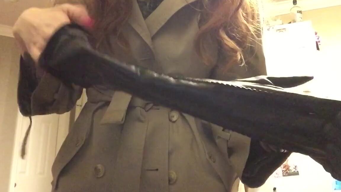 Ms Tomorrow Nicknamed Dommetomorrow Onlyfans Look What I Wore Under My Trench Coat To The Grocery Store Then Get On The Ground I M Smothering