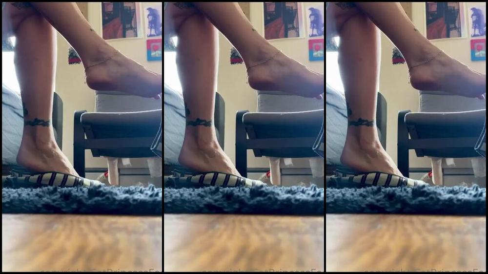 Catprincessfeet Onlyfans Dangle Fans Wya 2