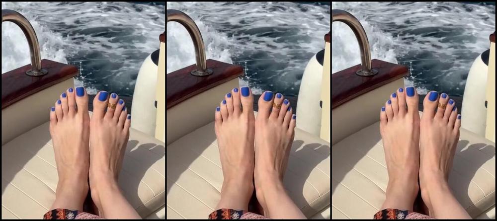 Gorgeous Long Toes Nicknamed Gorgeouslongtoes Onlyfans What S More Blue My Toes The Water Or The Blue Grotto Itself