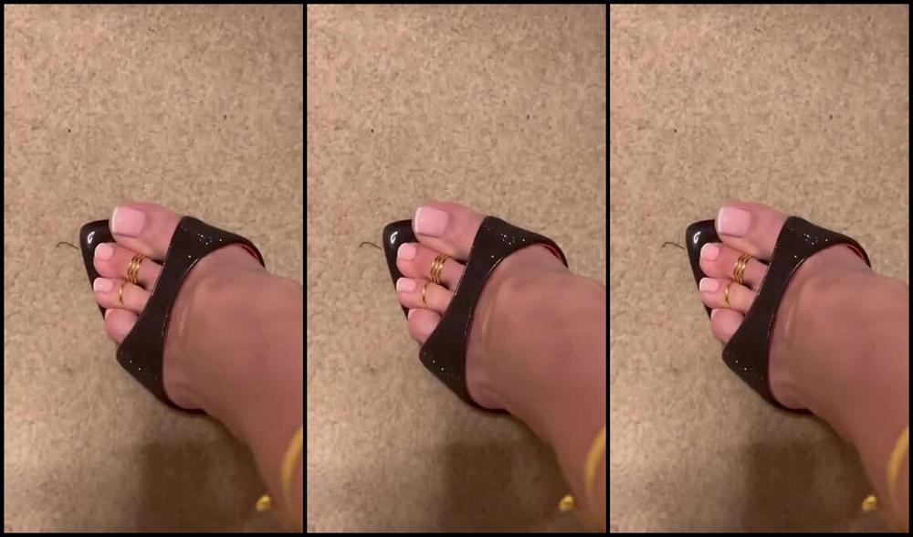 Heels Of Mine Nicknamed Heelsofmine 03 25 2023 Onlyfans Video Promised Movie With My New Mules Heels